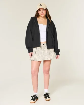 Oversized hættetrøje med lynlås