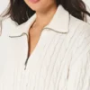 Oversized kabelstrikket sweater med halv lynlås