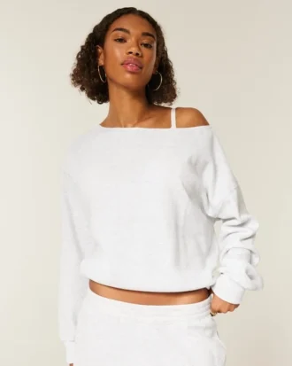 Oversized sweatshirt med bare skuldre Oversized sweatshirt med bare skuldre