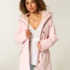 Parka med imiteret pelsfor Parka med imiteret pelsfor
