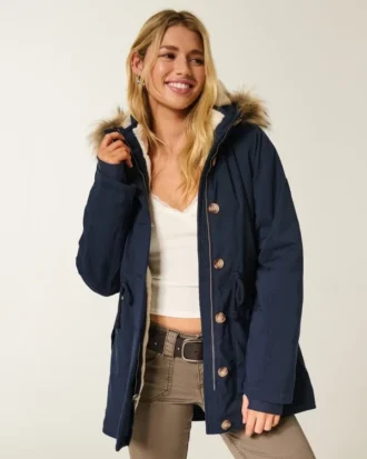 Parka med imiteret pelsfor
