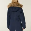 Parka med imiteret pelsfor Parka med imiteret pelsfor