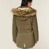 Parka med imiteret pelsfor Parka med imiteret pelsfor