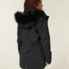 Parka med imiteret pelsfor Parka med imiteret pelsfor
