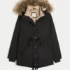 Parka med imiteret pelsfor Parka med imiteret pelsfor