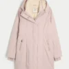 Parka med imiteret pelsfor Parka med imiteret pelsfor