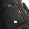 Pufferjakke med lynlås og mønster Pufferjakke med lynlås og mønster