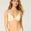 Ribbet bikini-top med bøjle Ribbet bikini-top med bøjle