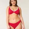 Ribbet bikinitrusser