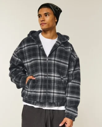 Skaterjakke med hætte i ternet flannel Skaterjakke med hætte i ternet flannel