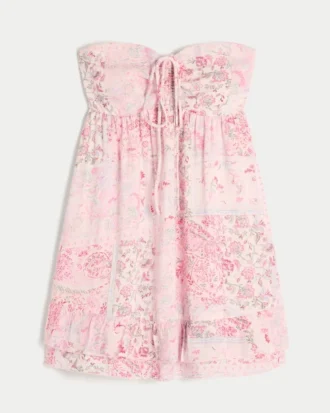Stropløs babydoll-minikjole med flæser