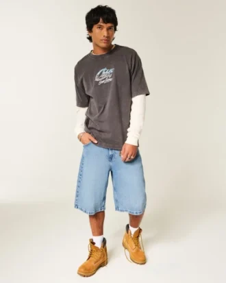 Superbaggy denimshorts med dødningehovedgrafik