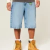 Superbaggy denimshorts med dødningehovedgrafik Superbaggy denimshorts med dødningehovedgrafik