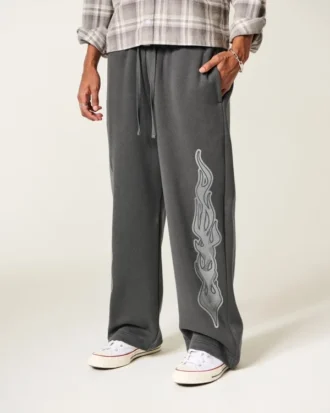 Superbaggy sweatpants med dobbelt flamme-grafik