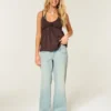 Ultra lav talje Lys vask Baggy jeans med spænde bagpå Ultra lav talje Lys vask Baggy jeans med spænde bagpå