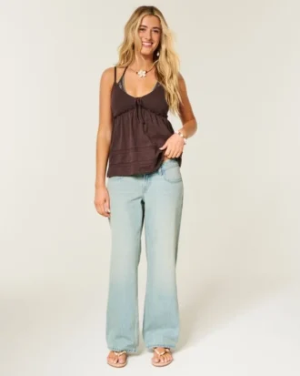 Ultra lav talje Lys vask Baggy jeans med spænde bagpå Ultra lav talje Lys vask Baggy jeans med spænde bagpå