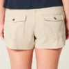 Ultra lavtaljede mini-shorts i khaki twill Ultra lavtaljede mini-shorts i khaki twill