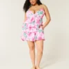 V-hals babydoll-minikjole med flæser V-hals babydoll-minikjole med flæser