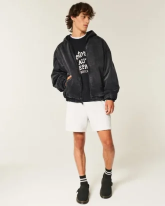 Vasket sort denim skaterjakke Vasket sort denim skaterjakke