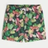Volley-badeshorts til midt på låret Volley-badeshorts til midt på låret