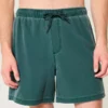 Volley-badeshorts til midt på låret Volley-badeshorts til midt på låret