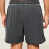 Volley-badeshorts til midt på låret Volley-badeshorts til midt på låret